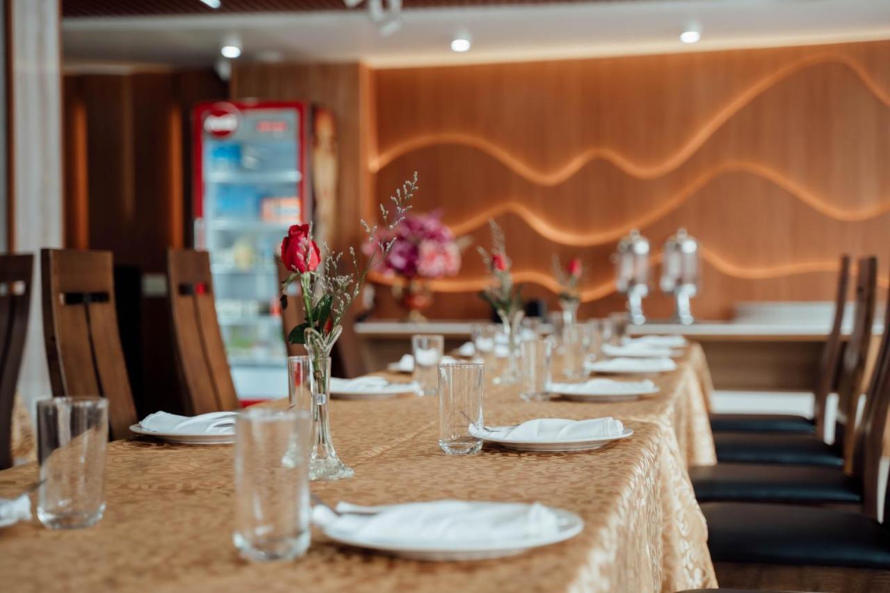 Khach San Kien Ngoc Otel Dong Khe Sau Dış mekan fotoğraf