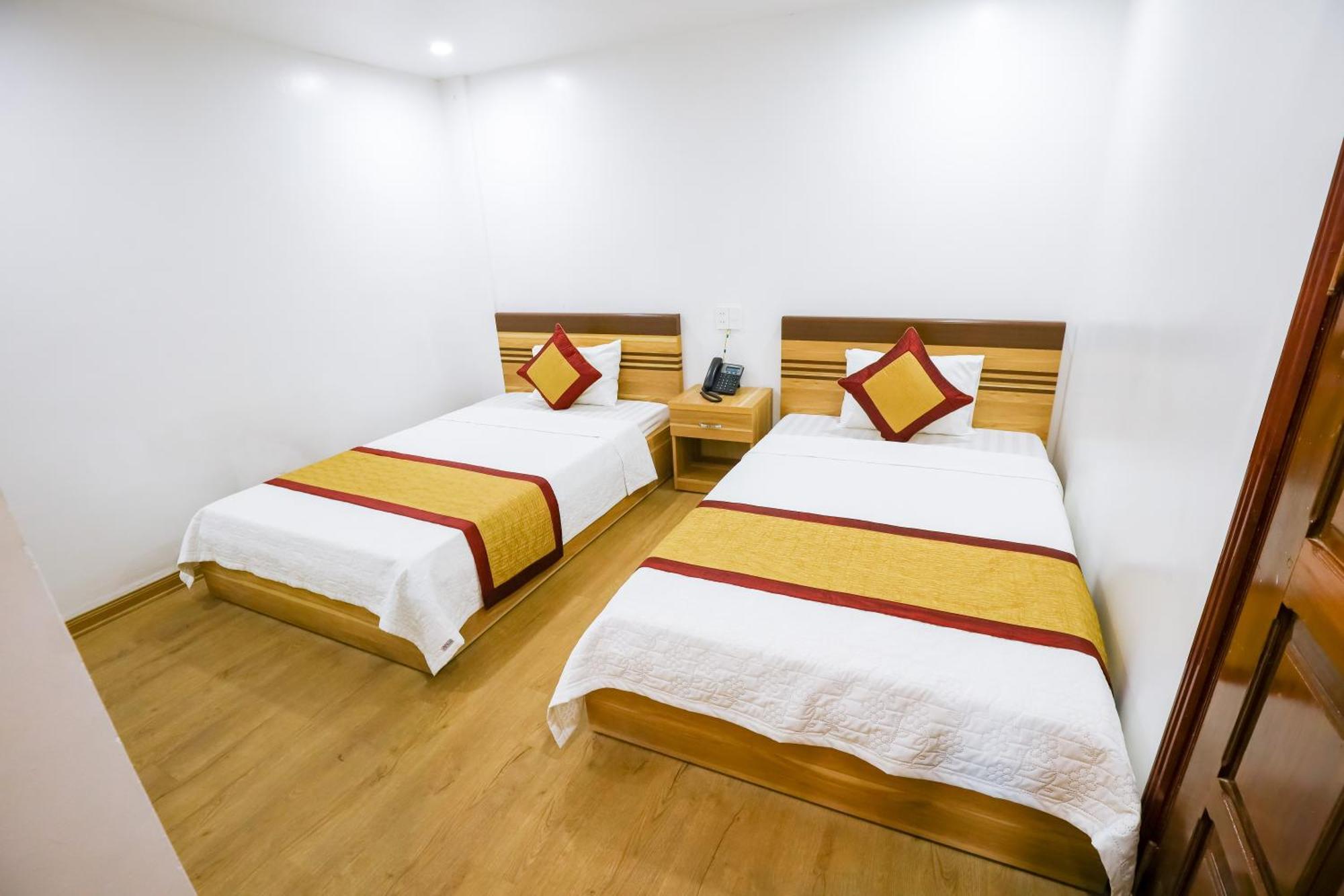 Khach San Kien Ngoc Otel Dong Khe Sau Dış mekan fotoğraf