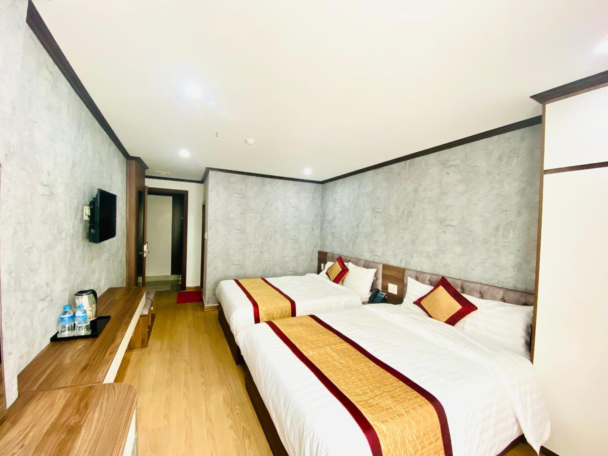 Khach San Kien Ngoc Otel Dong Khe Sau Dış mekan fotoğraf