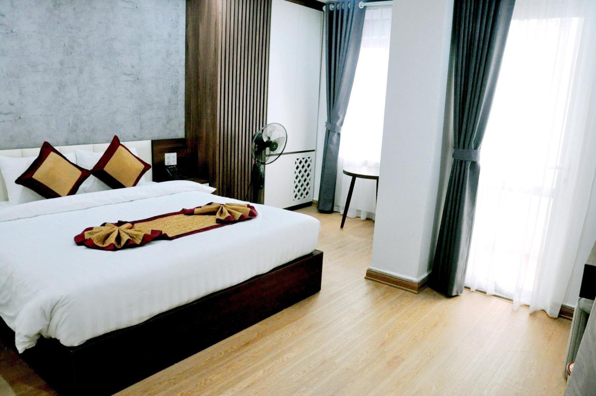 Khach San Kien Ngoc Otel Dong Khe Sau Dış mekan fotoğraf